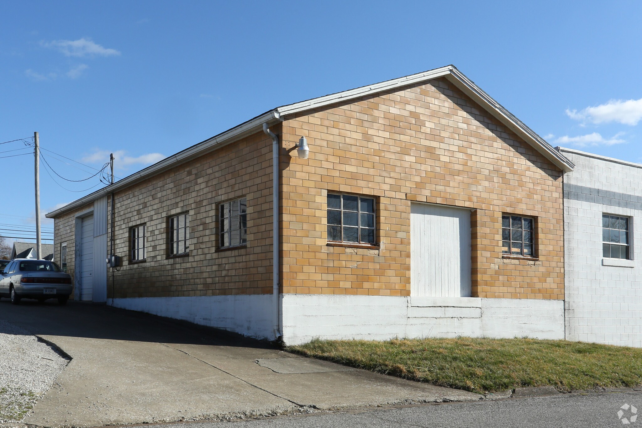 144 W 12th St, Ferdinand, IN for sale Primary Photo- Image 1 of 1