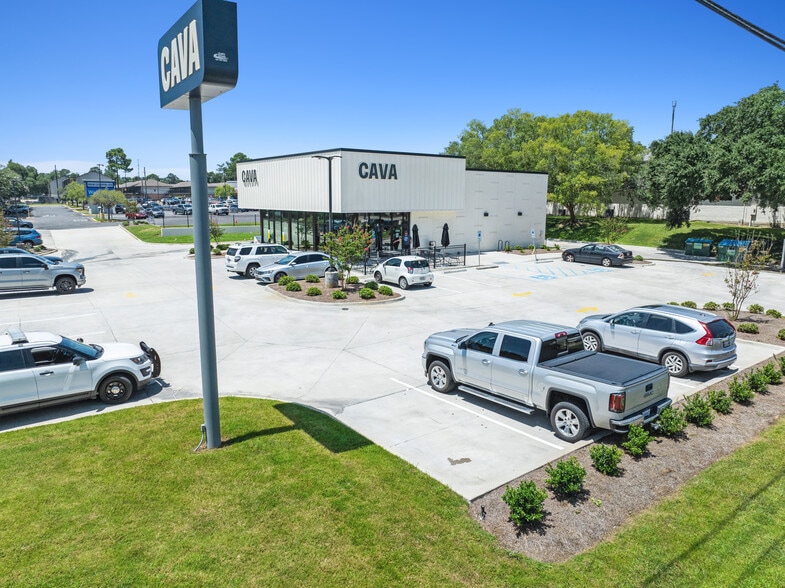 5295 Highland Rd, Baton Rouge, LA for sale - Building Photo - Image 3 of 6
