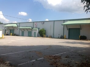 36 E Edgerton St, Smithfield, NC for lease Building Photo- Image 1 of 6