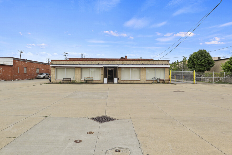 30150 Lakeland Blvd, Wickliffe, OH for sale - Building Photo - Image 1 of 22