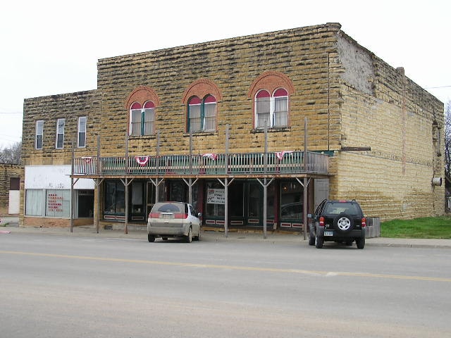 105 N Main St, Sylvan Grove, KS for sale - Building Photo - Image 2 of 37