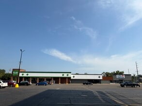 Oak Hill Rd, Evansville, IN for lease Interior Photo- Image 2 of 8