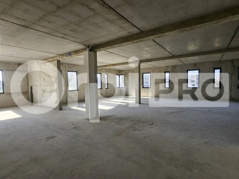 Office in Tinqueux for lease - Interior Photo - Image 2 of 5