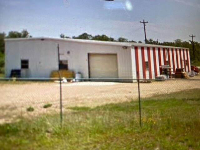 10001 US Highway 87 S, Cuero, TX for sale - Primary Photo - Image 1 of 1