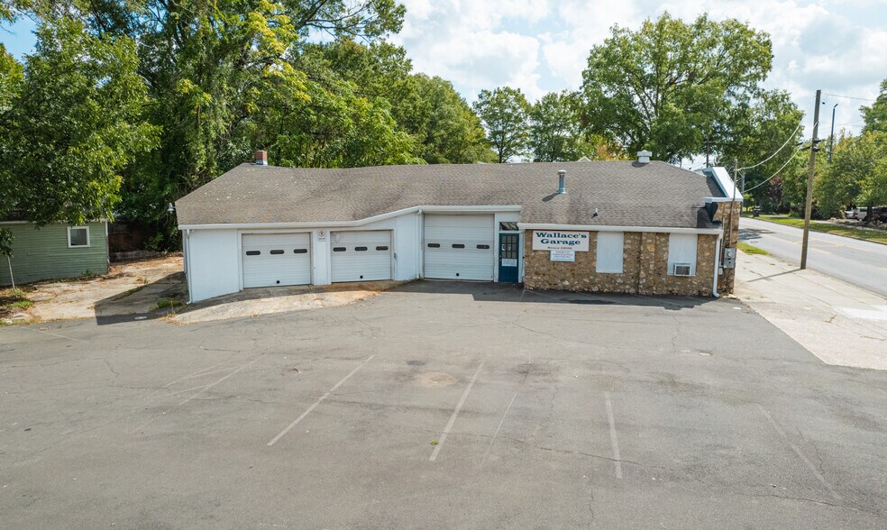 2820 Hillsborough Rd, Durham, NC 27705 Retail for Lease