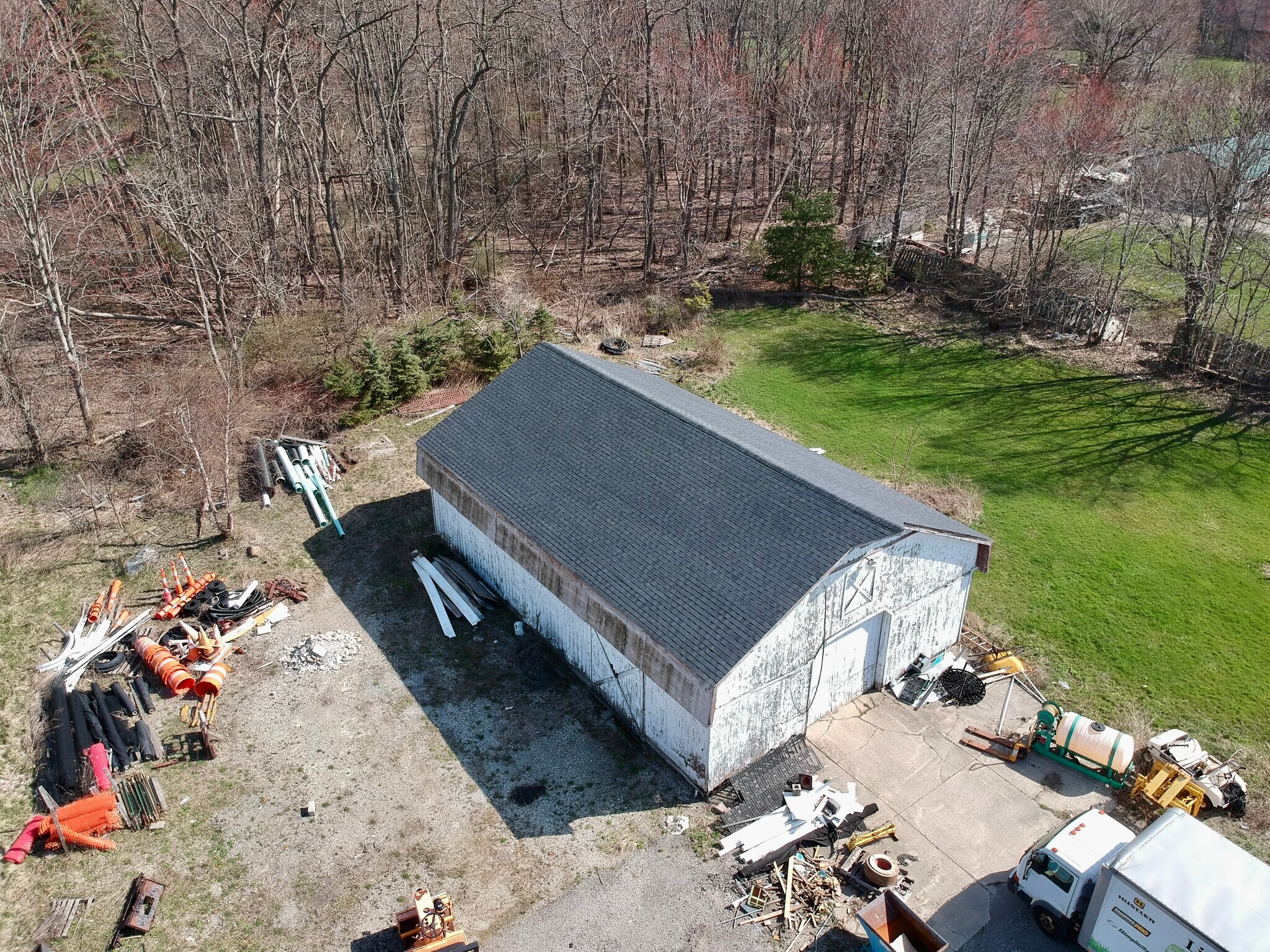 8265 Euclid Chardon Rd, Kirtland, OH 44094 Licursi Garden Center