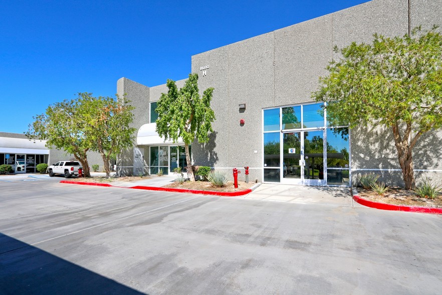 77530 Enfield Ln, Palm Desert, CA for lease - Building Photo - Image 2 of 3