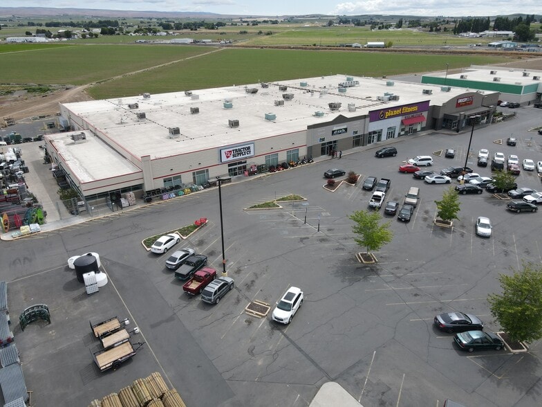 2600 Yakima Valley Hwy, Sunnyside, WA for lease - Building Photo - Image 2 of 7