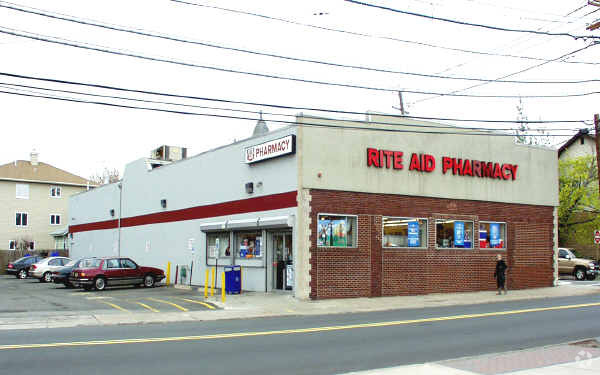 431 Haledon Ave, Haledon, NJ for lease - Building Photo - Image 2 of 3