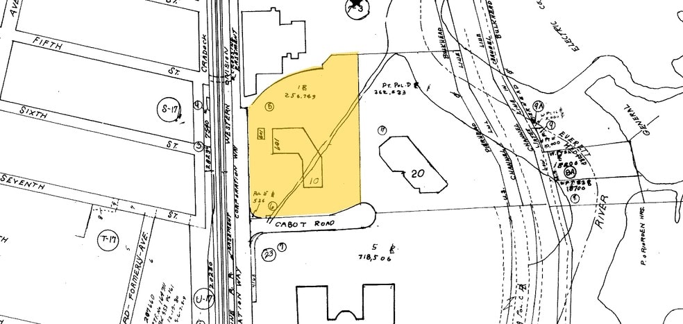 10 Cabot Rd, Medford, MA for lease - Building Photo - Image 2 of 20