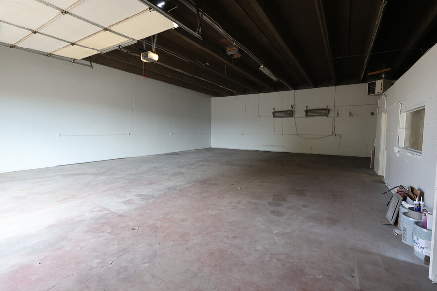 4615-4627 Cherry St, Salt Lake City, UT for lease - Building Photo - Image 2 of 6