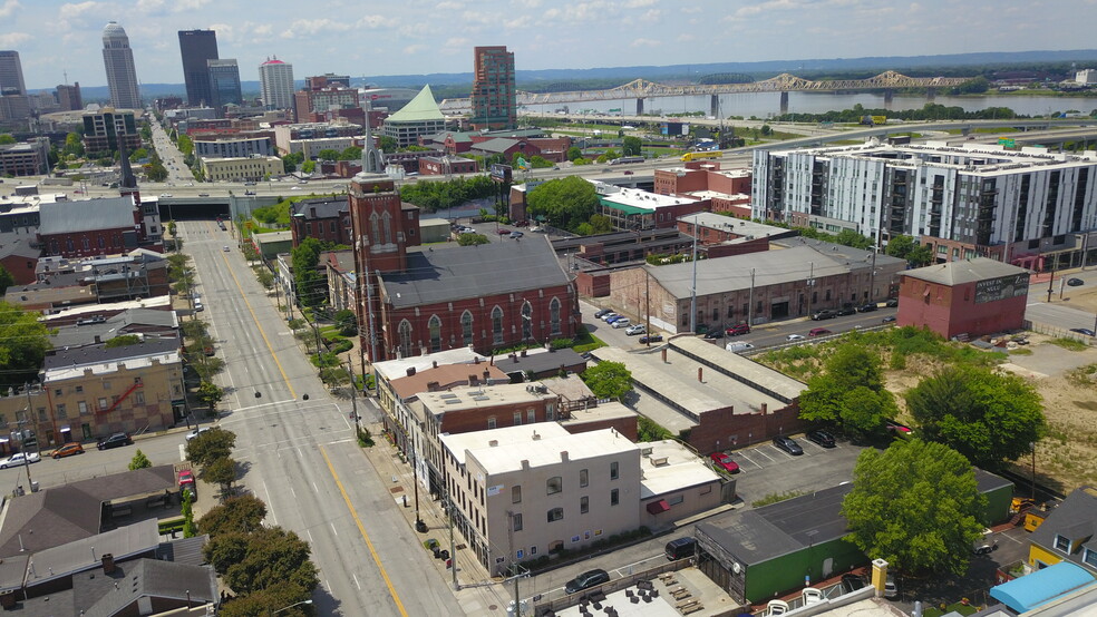 713 E Market St, Louisville, KY for sale - Building Photo - Image 1 of 14