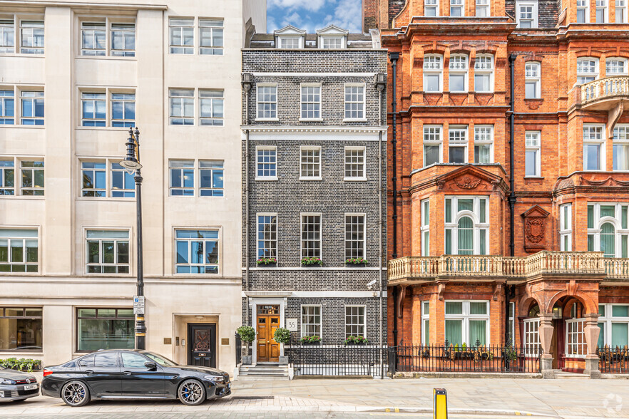 35 Berkeley Sq, London for lease - Building Photo - Image 1 of 17