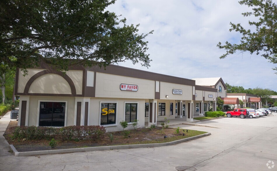 5730 Bowden Rd, Jacksonville, FL for lease - Building Photo - Image 3 of 13