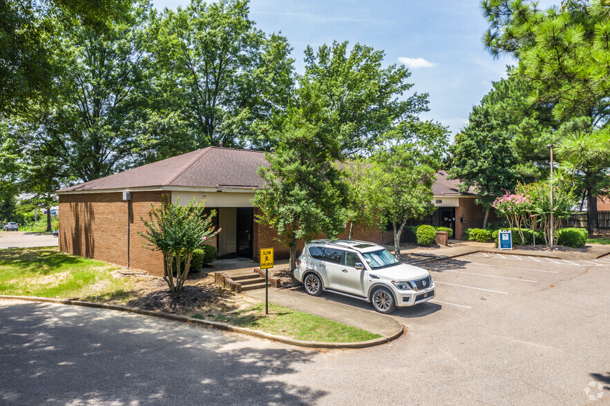 5096 Stage Rd, Memphis, TN for sale - Primary Photo - Image 1 of 1