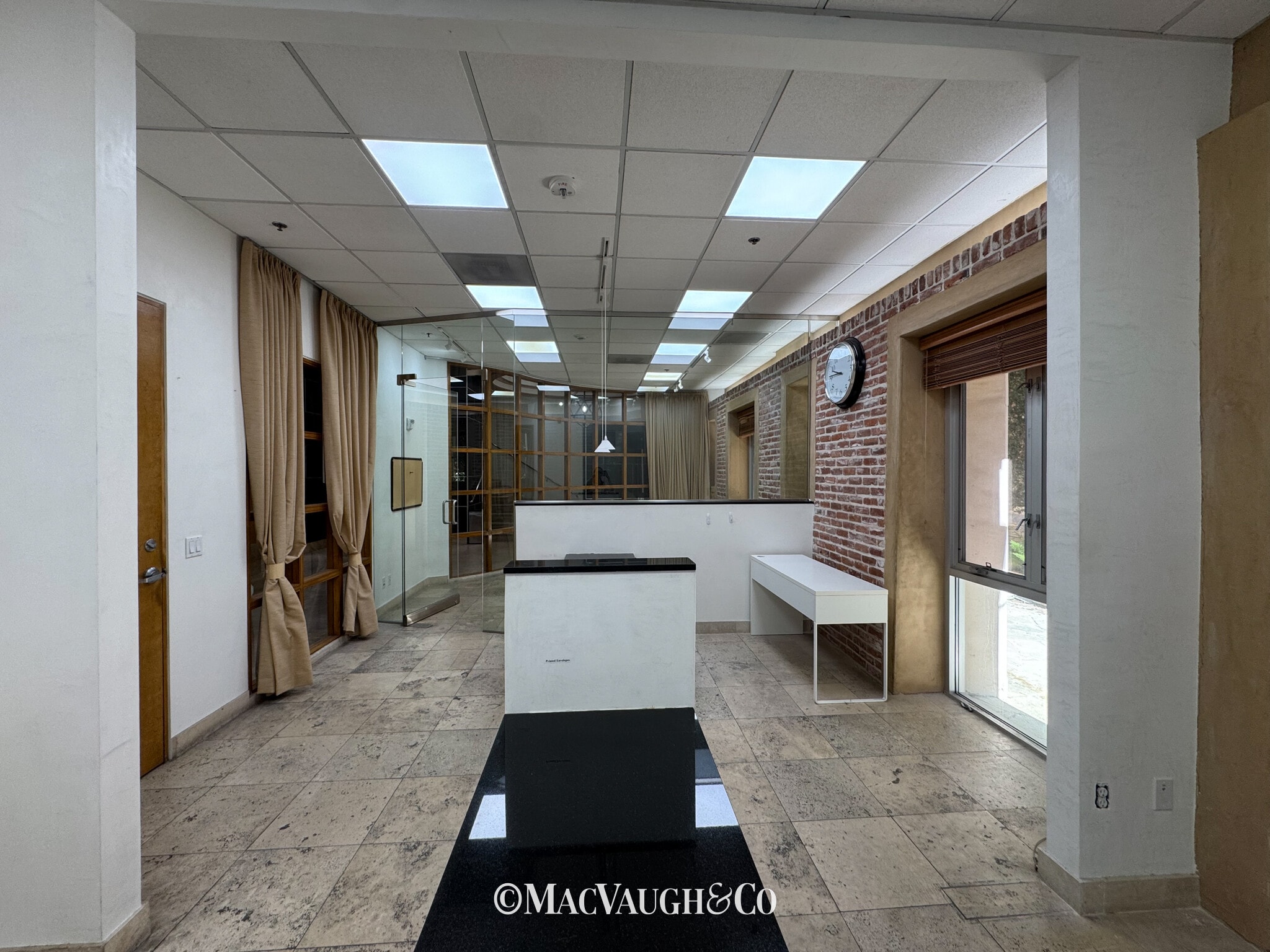 766 E Colorado Blvd, Pasadena, CA for lease Interior Photo- Image 1 of 10