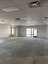 3575 W Northern Ave, Phoenix, AZ for lease Interior Photo- Image 2 of 3