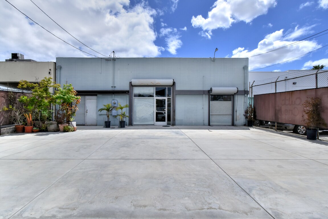 1738-1740 Cordova St, Los Angeles, CA for lease Building Photo- Image 1 of 25