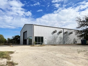 3504 Rogge Ln, Austin, TX for lease Building Photo- Image 1 of 10