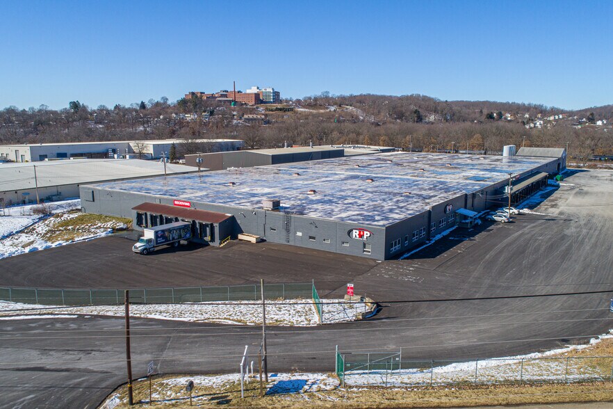 615 E Butler Rd, Butler, PA 16002