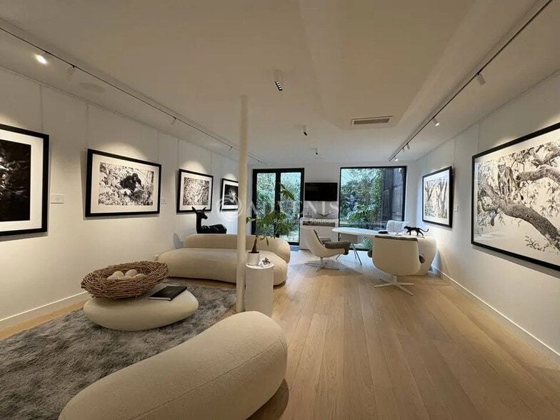 Retail in Le Touquet-Paris-Plage for lease - Interior Photo - Image 3 of 6