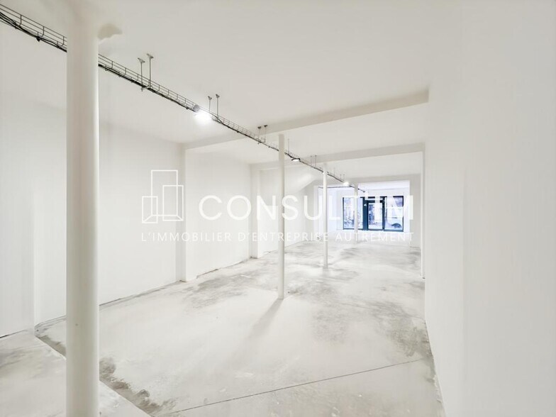 58 Rue De Paradis, Paris for lease - Interior Photo - Image 1 of 4