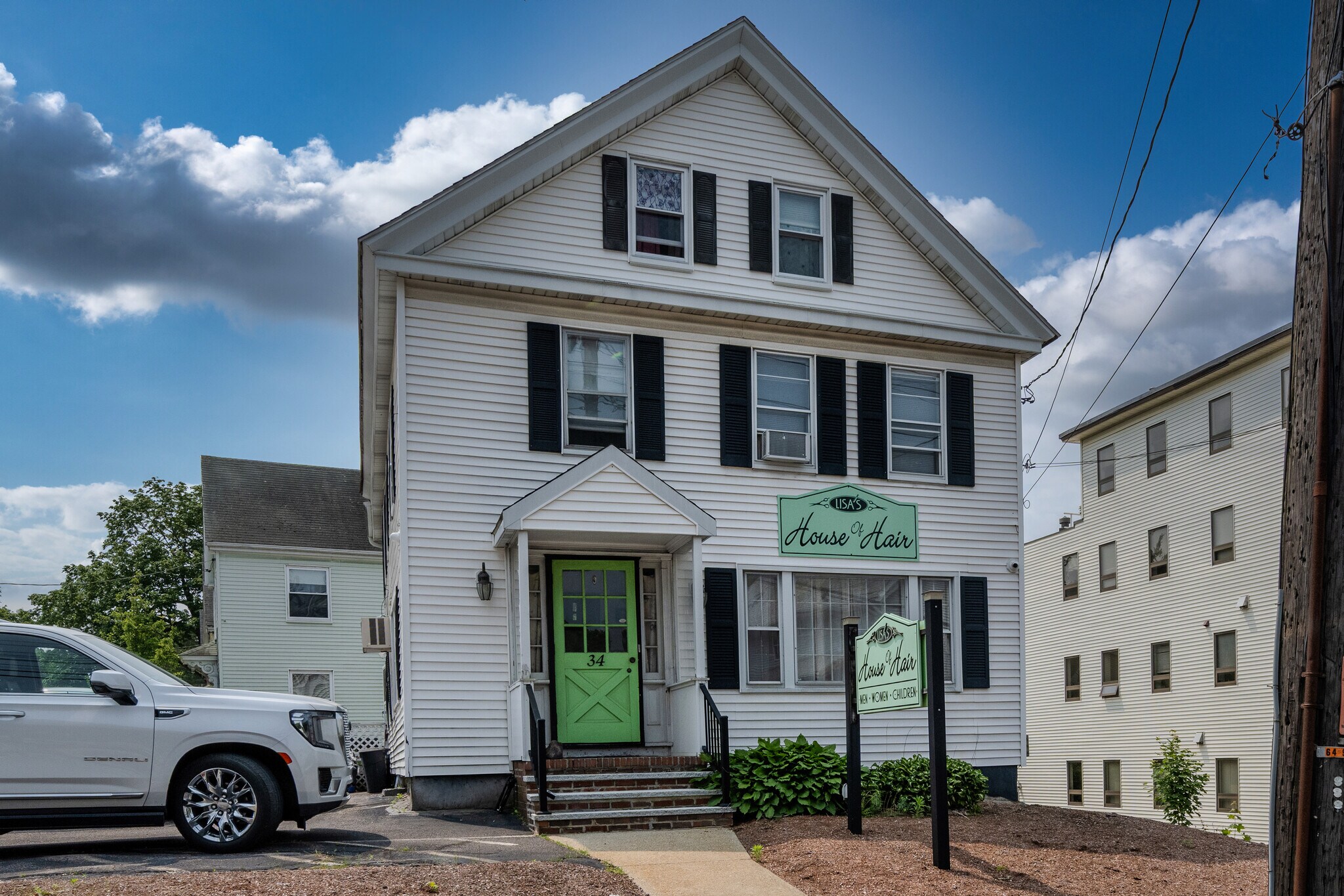 34 Montvale Ave, Stoneham, MA for sale Primary Photo- Image 1 of 1