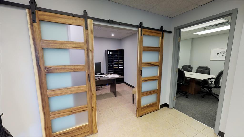 1275 Rymal Rd E, Hamilton, ON for sale Interior Photo- Image 1 of 1