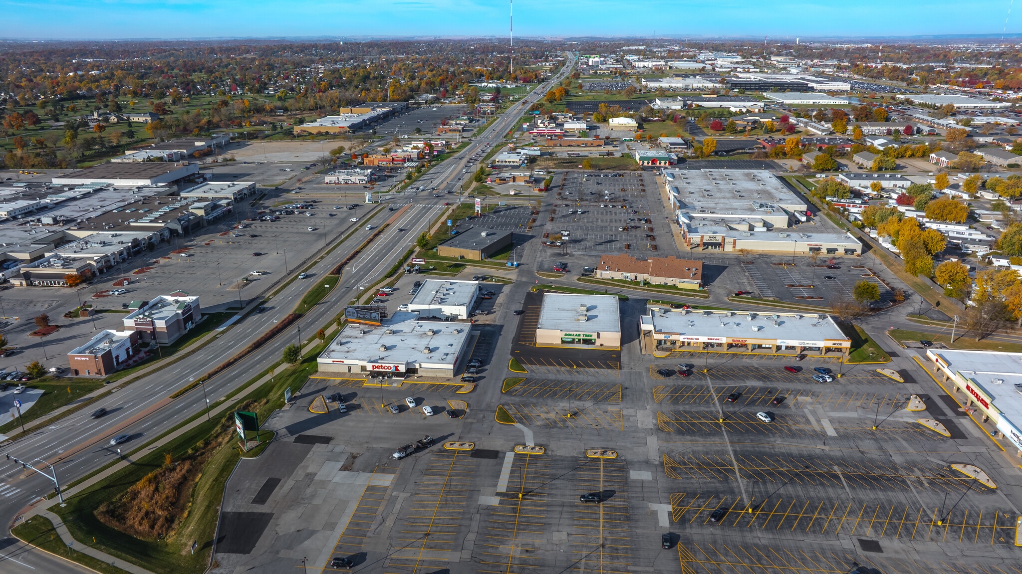 1450 Twixt Town Rd, Marion, IA for sale Building Photo- Image 1 of 8