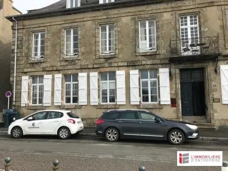 Office in Lorient for lease Building Photo- Image 1 of 3