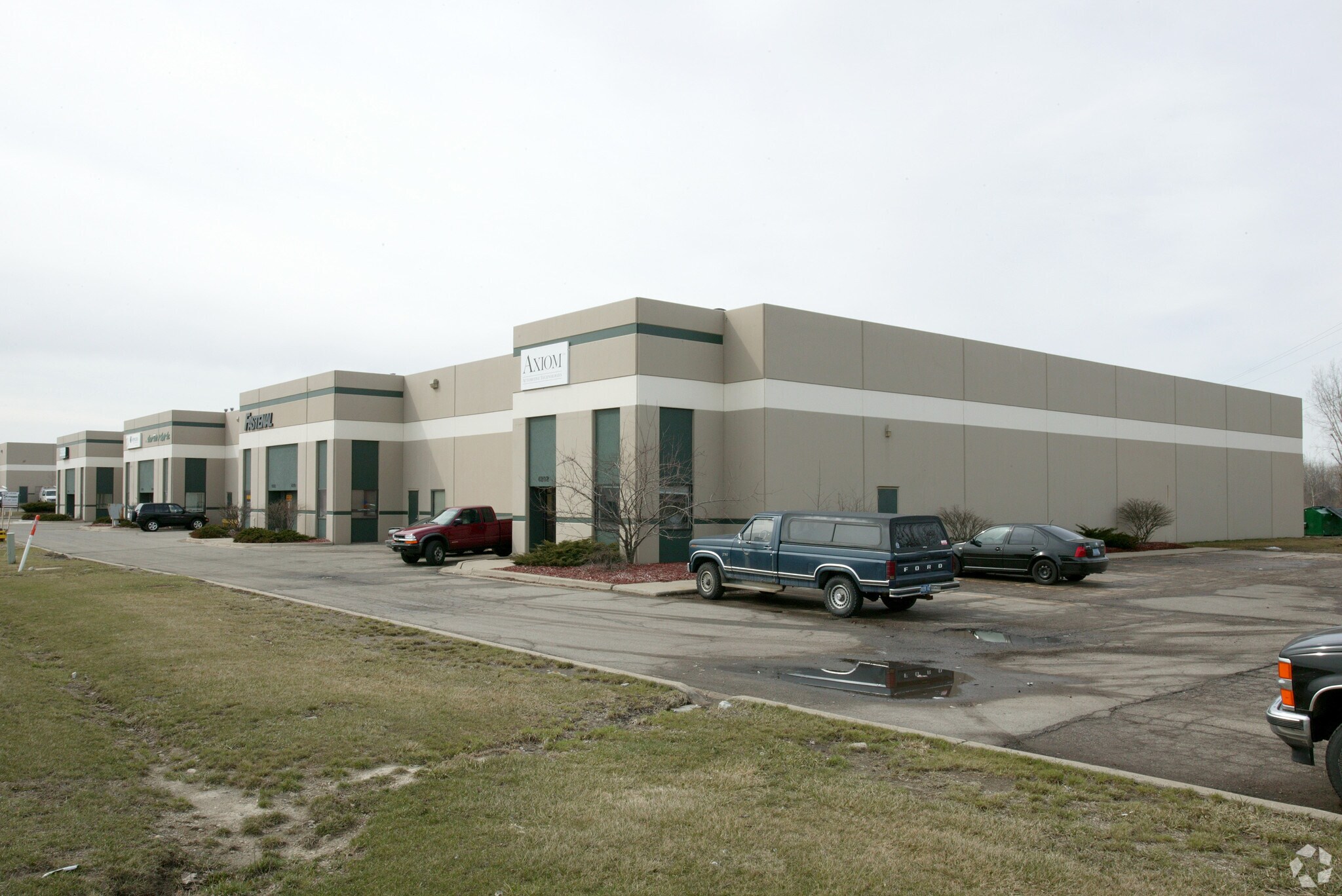 4202-4312 S Creyts Rd, Lansing, MI for sale Primary Photo- Image 1 of 1