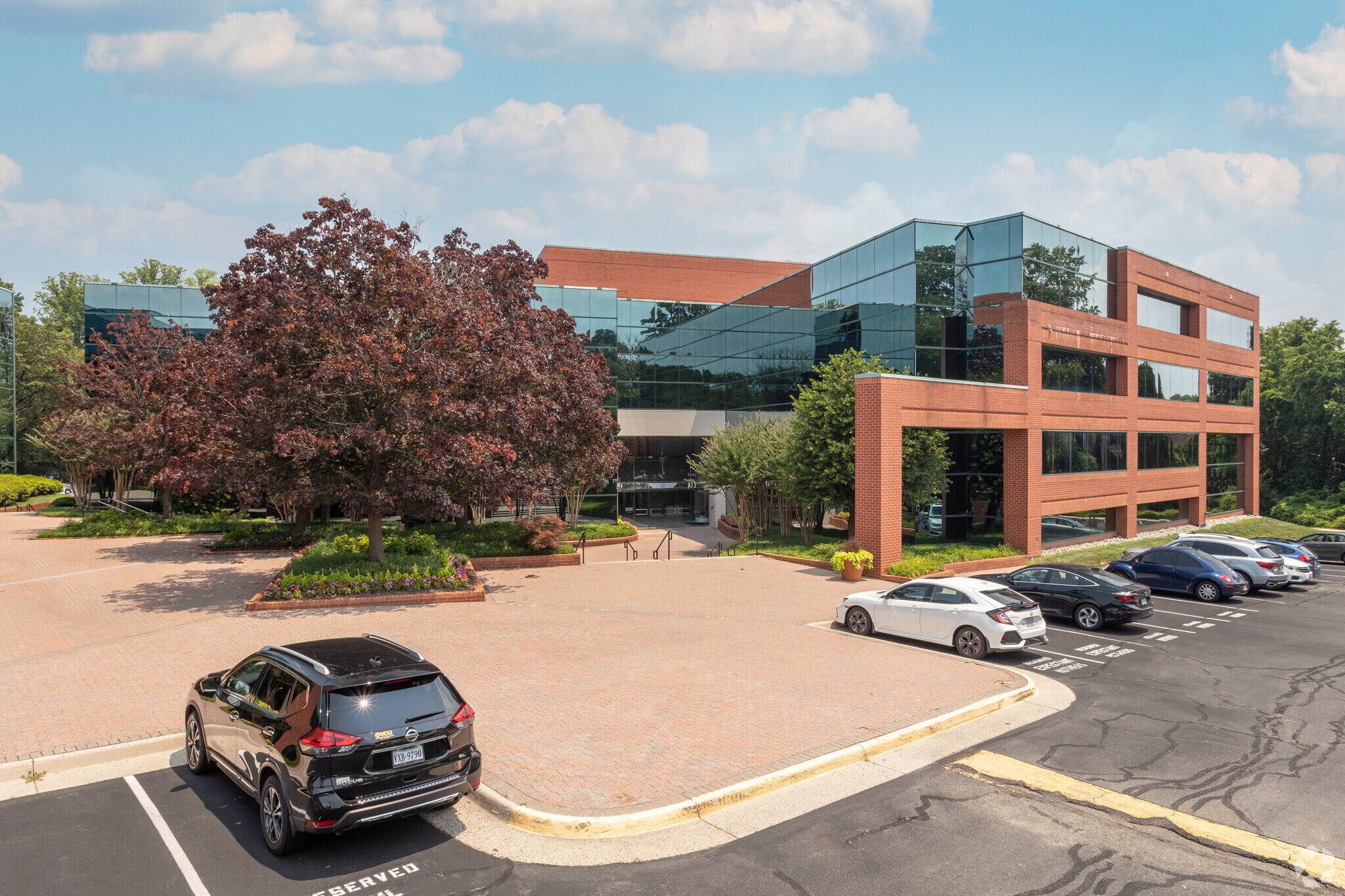 7600 Leesburg Pike Buildings Falls Church, VA for Sale