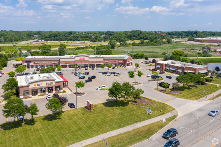 20420-20580 Haggerty Rd, Northville, MI for lease - Primary Photo - Image 1 of 17