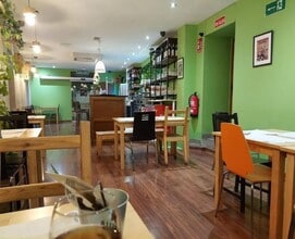 Retail in Alcalá de Henares, Madrid for lease Interior Photo- Image 2 of 5