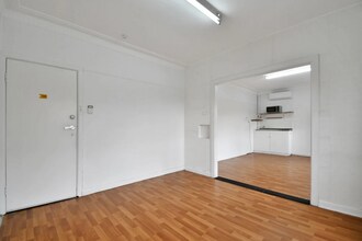 182 Waldron Rd, Chester Hill for lease Interior Photo- Image 2 of 4