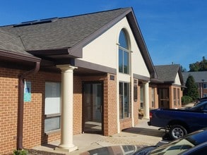 9304-9306 Forest Point Cir, Manassas, VA for lease Building Photo- Image 1 of 1