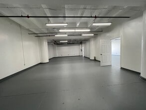 155 W Washington Blvd, Los Angeles, CA for lease Interior Photo- Image 2 of 3