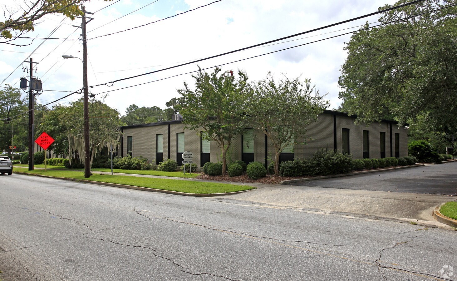 2110 N Patterson St, Valdosta, GA 31602