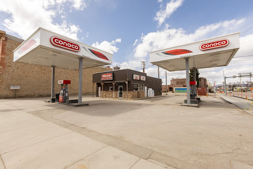 102 W Main St, Lewistown, MT for sale - Building Photo - Image 1 of 1