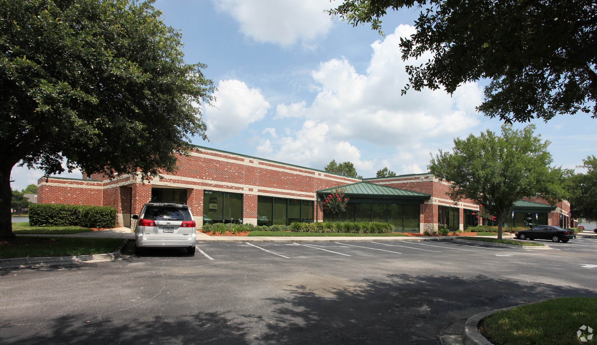 330 Corporate Way, Orange Park, FL for sale Primary Photo- Image 1 of 1