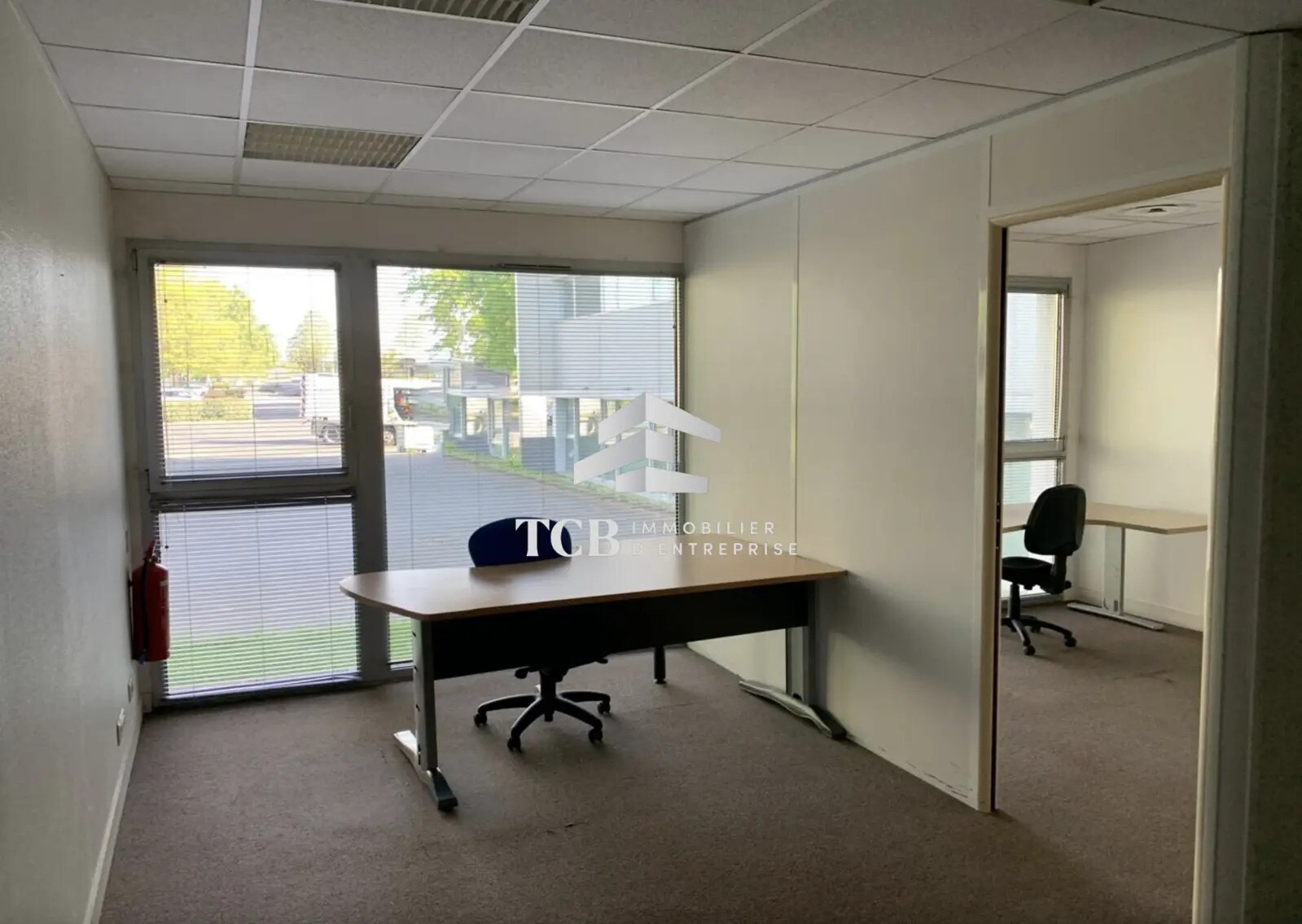 Office in La Chapelle-sur-Erdre for sale Interior Photo- Image 1 of 4