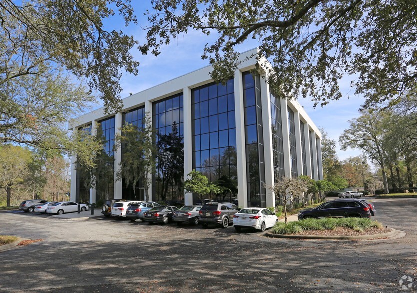 4811 Beach Blvd, Jacksonville, FL for lease - Building Photo - Image 2 of 8