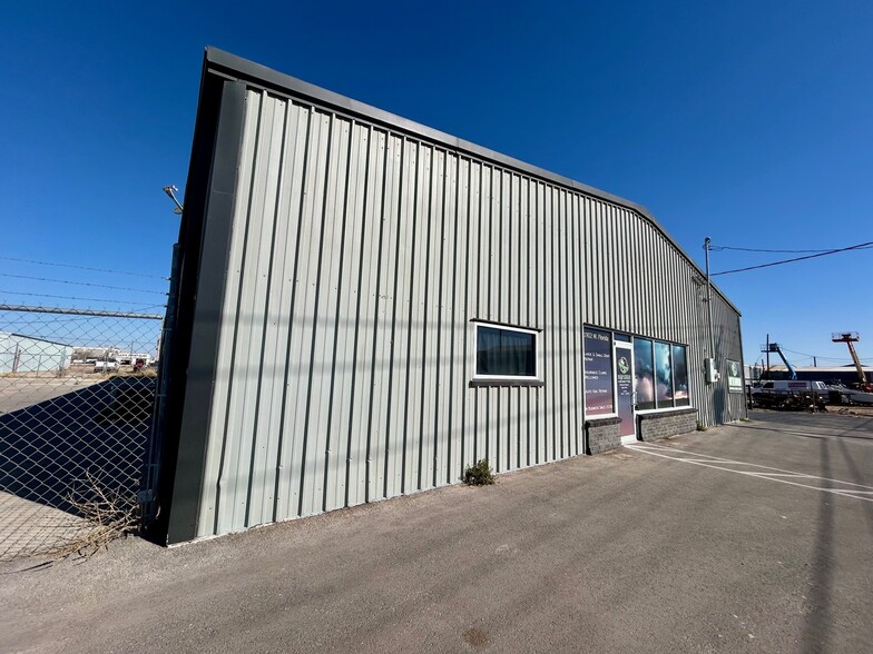 1902 W Florida Ave, Midland, TX for lease - Building Photo - Image 3 of 10