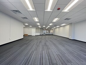 1750 Elm St, Manchester, NH for lease Interior Photo- Image 1 of 4