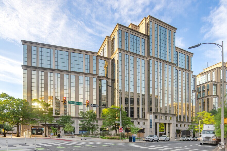 2200 Clarendon Blvd, Arlington, VA for sale - Primary Photo - Image 1 of 1