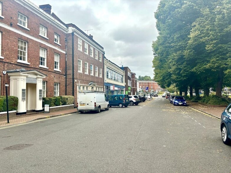 31 Ironmarket, Newcastle Under Lyme for sale - Building Photo - Image 3 of 11