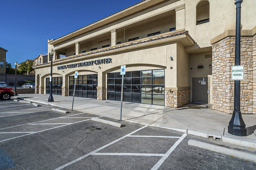 7175 N Durango Dr, Las Vegas, NV for lease - Building Photo - Image 3 of 29