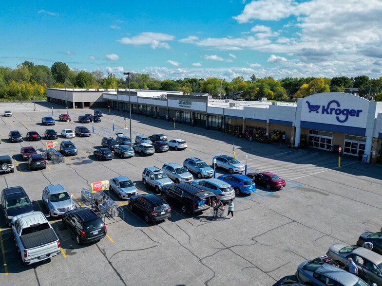 2906-2992 Center Ave, Essexville, MI for lease - Building Photo - Image 1 of 14