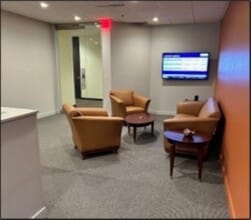 31500 Northwestern Hwy, Farmington Hills, MI for lease Interior Photo- Image 2 of 6