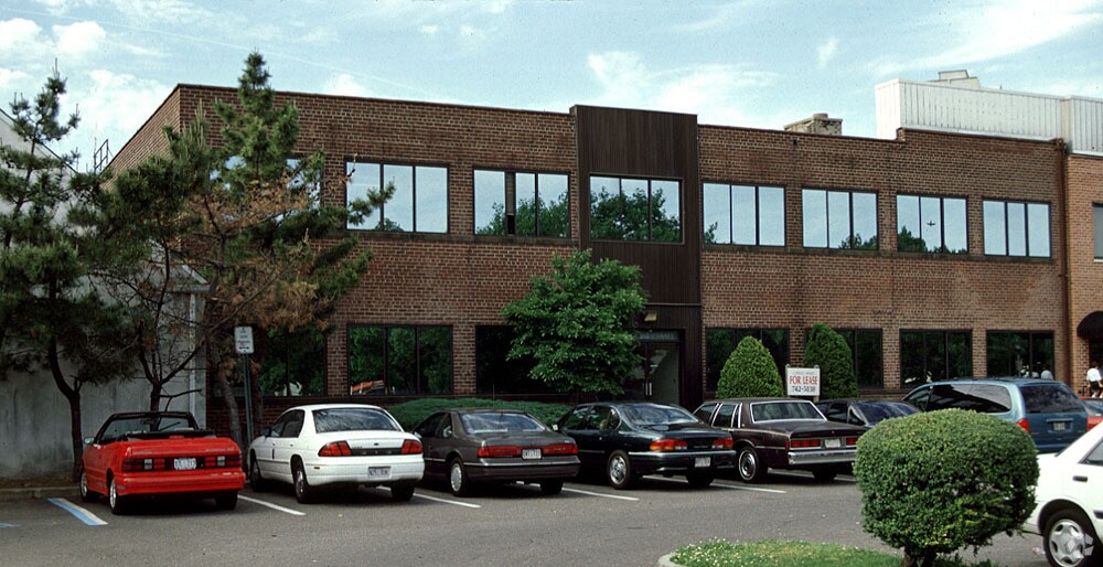 310 Old Country Rd, Garden City, NY 11530 | LoopNet